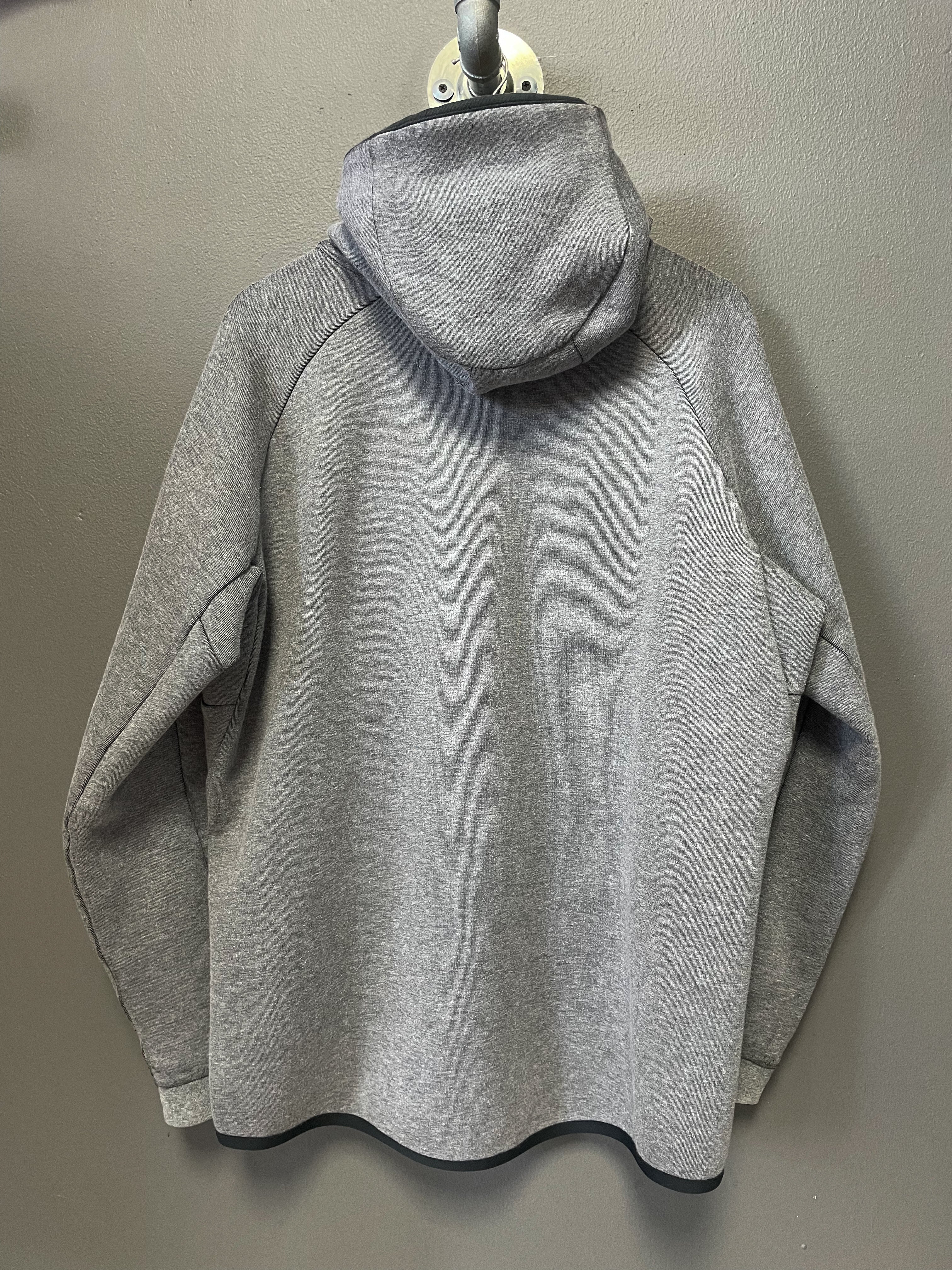 Nike Tech Fleece Hoodie - Large