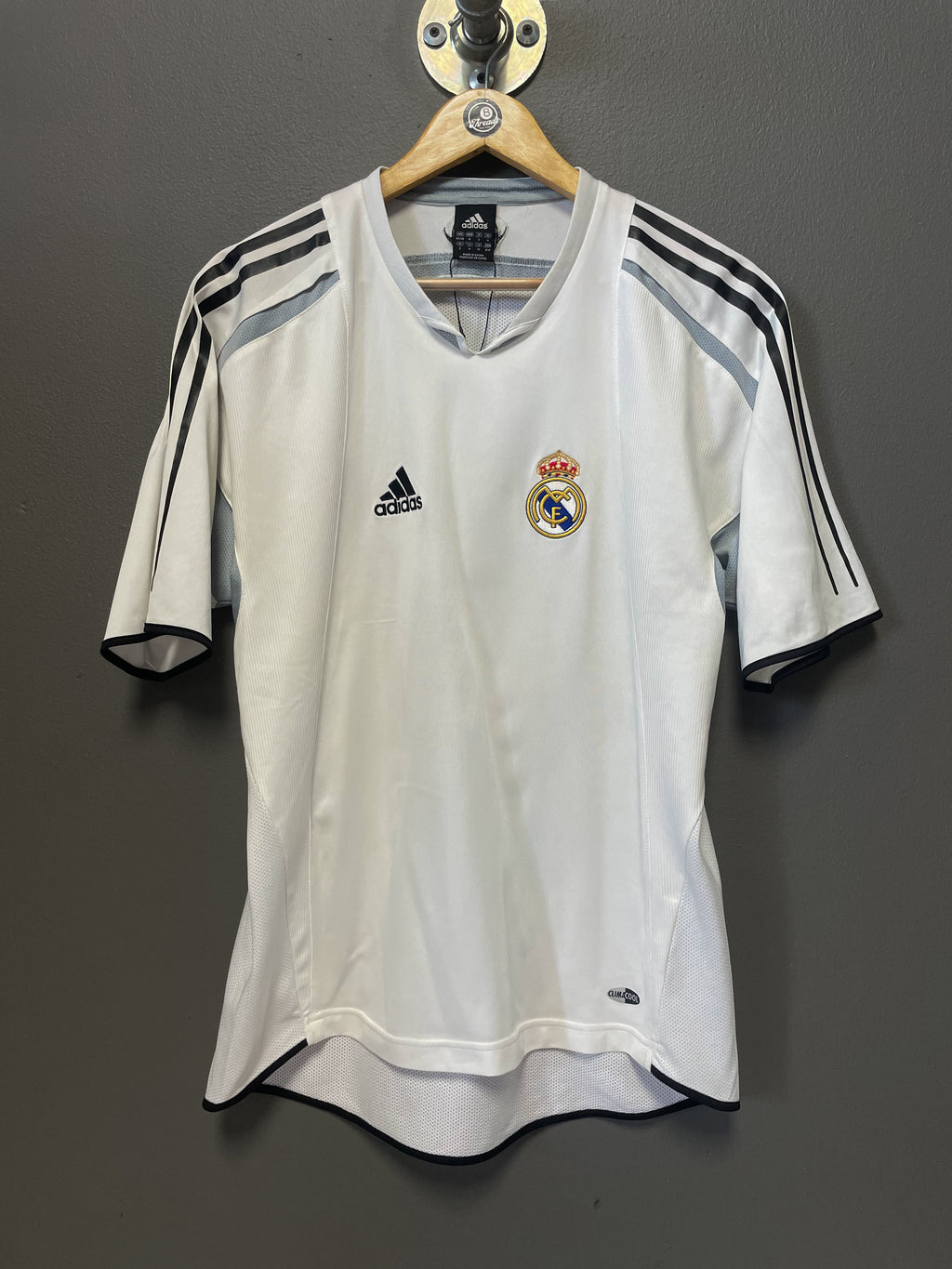 Real Madrid 2004/05 Adidas Prematch Football Jersey - Medium