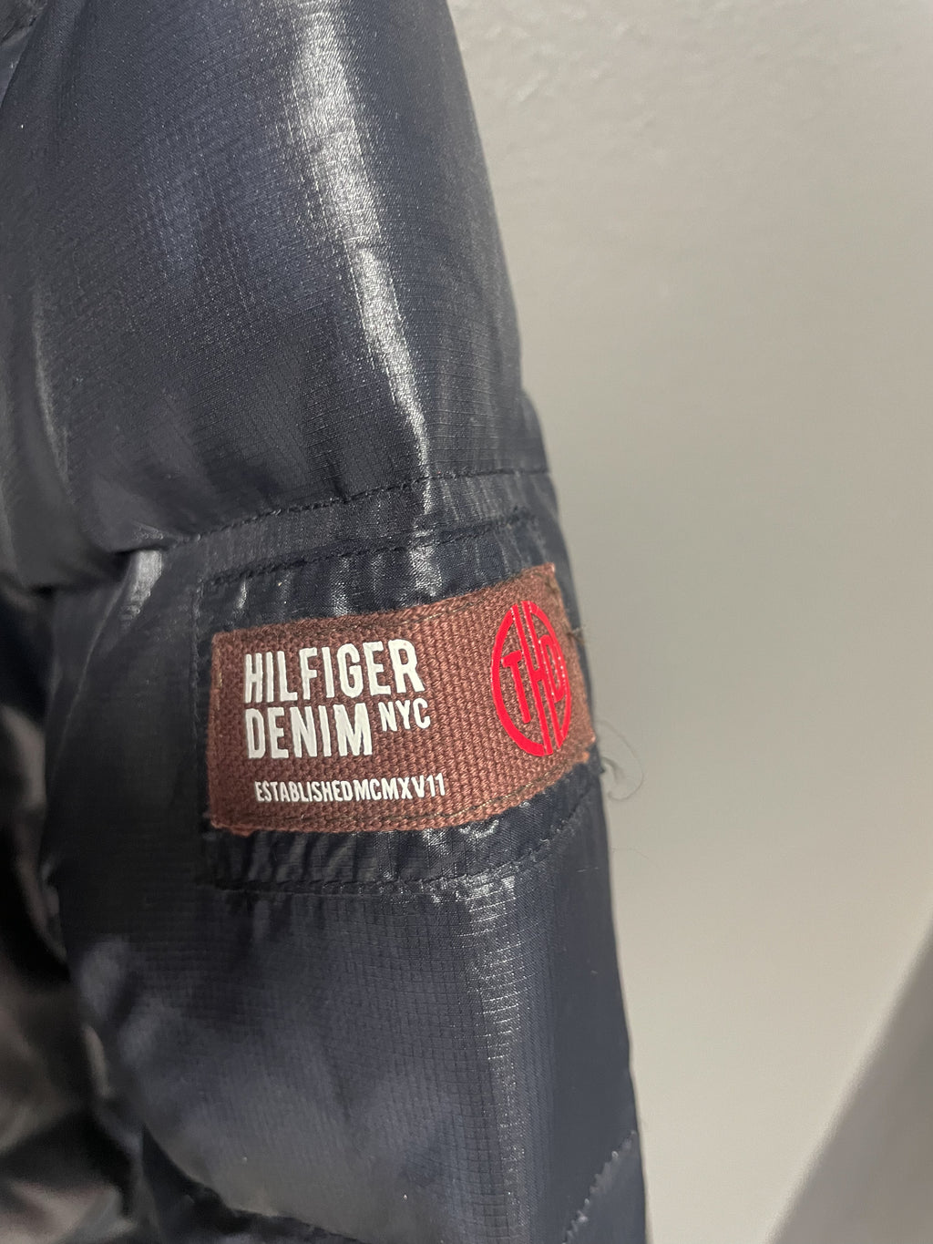 Tommy Hilifger Quilted Down Puffer Jacket - Medium