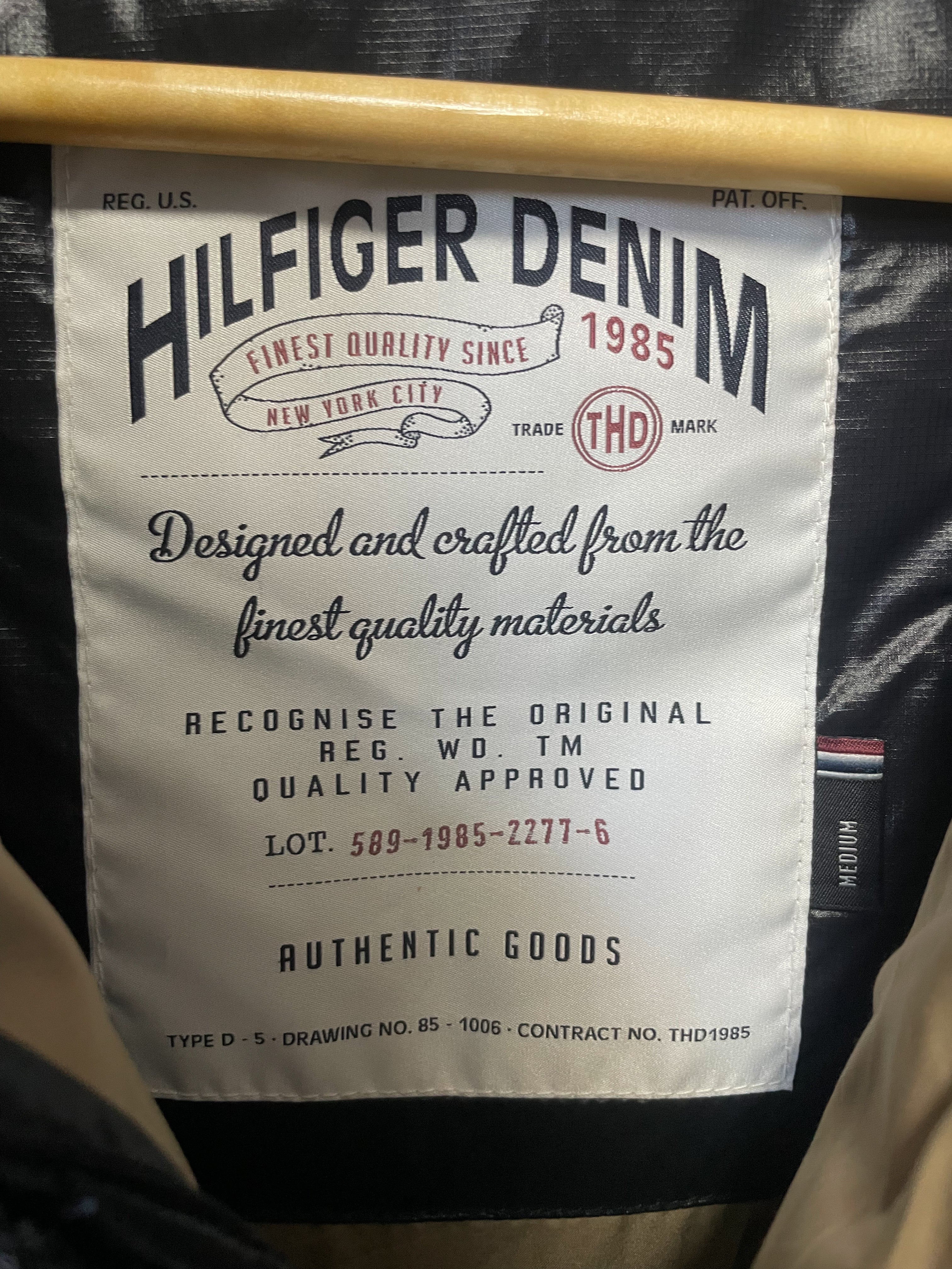 Tommy Hilifger Quilted Down Puffer Jacket - Medium