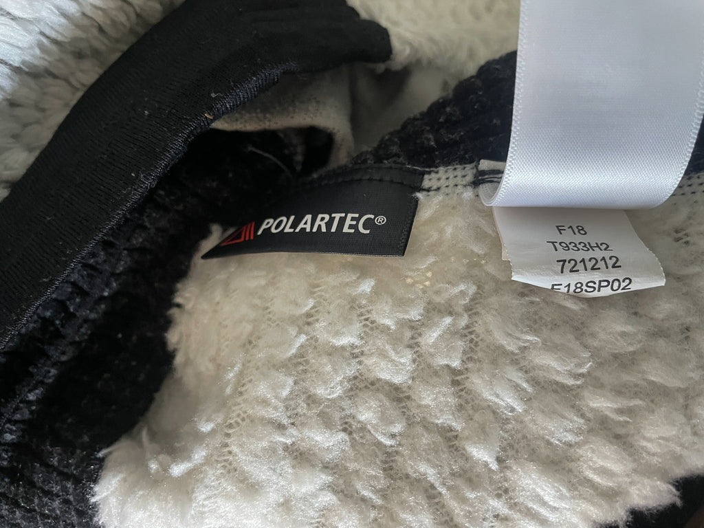 North Face Ladies Active Sherpa Sweater - Small