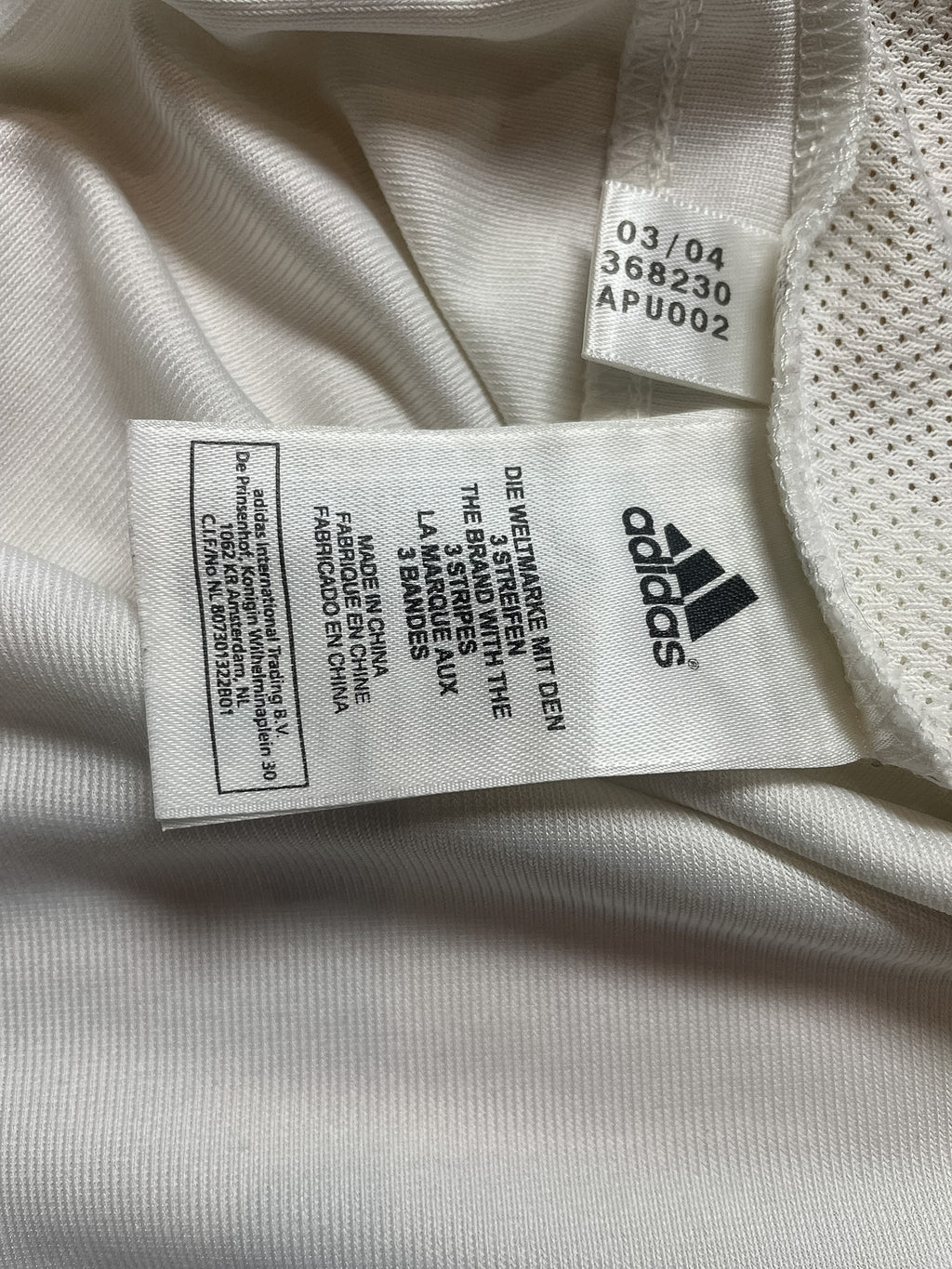 Real Madrid 2004/05 Adidas Prematch Football Jersey - Medium