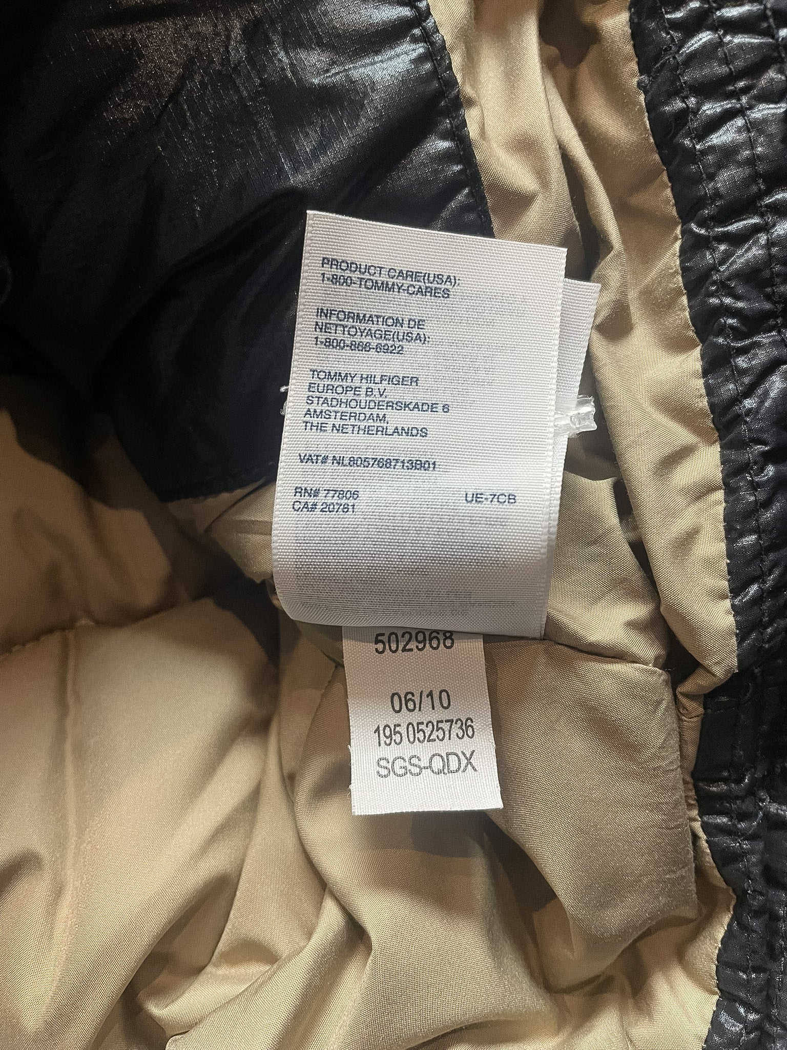 Tommy Hilifger Quilted Down Puffer Jacket - Medium