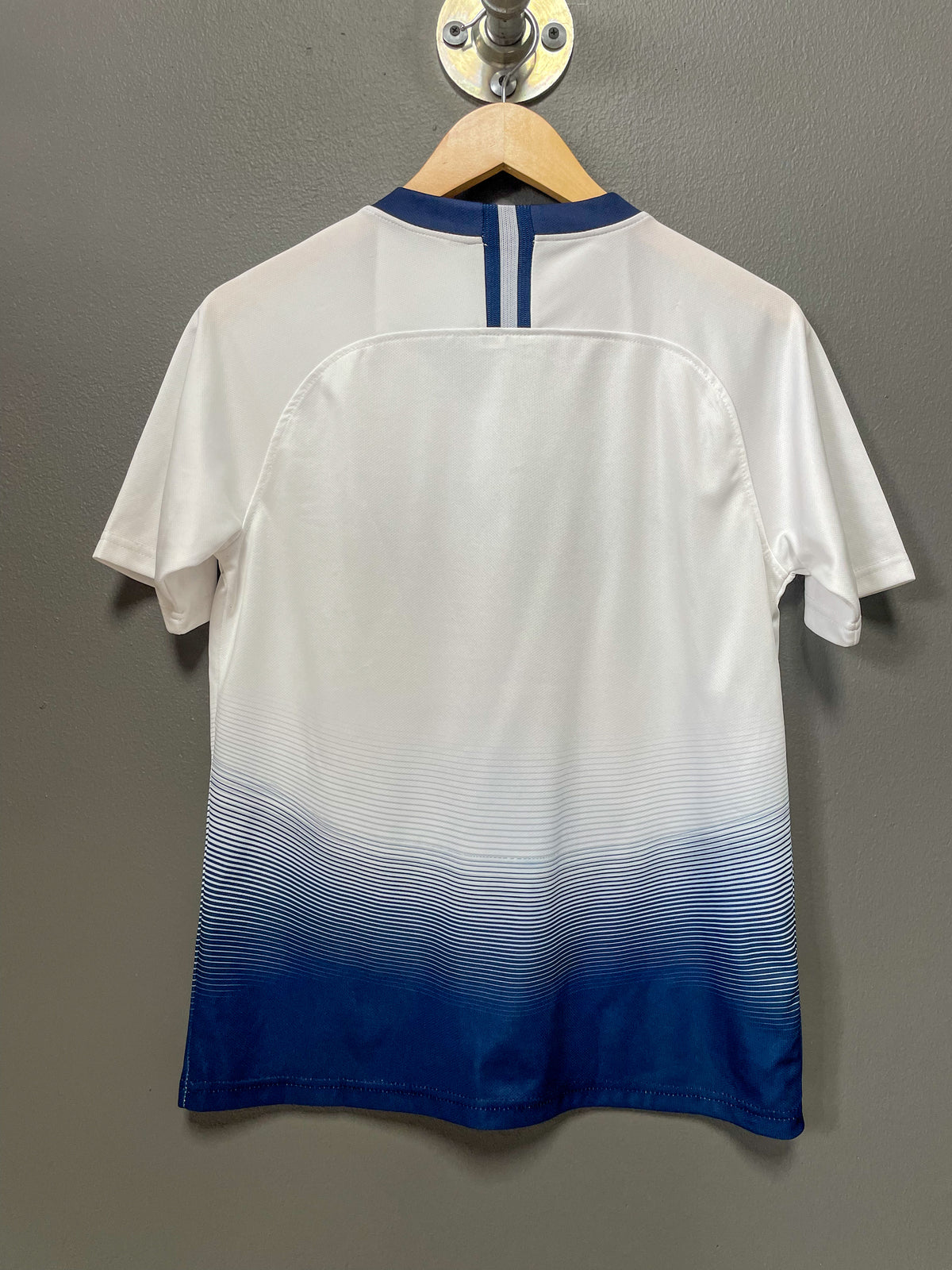 Tottenham Hotspurs 2018/19 Nike Home Football Jersey - Small