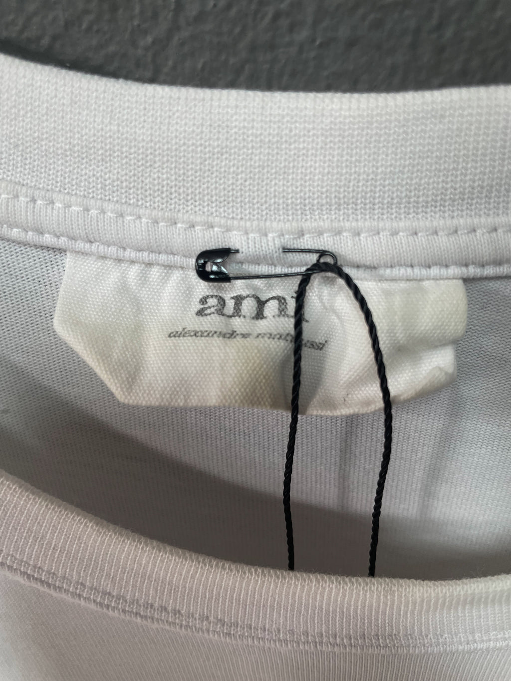 Ami Small Logo Tee - Medium