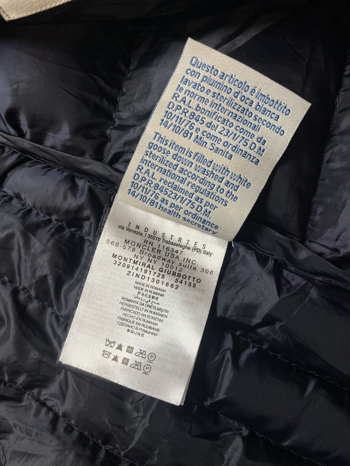 Moncler Down Ladies Puffer Jacket - Small