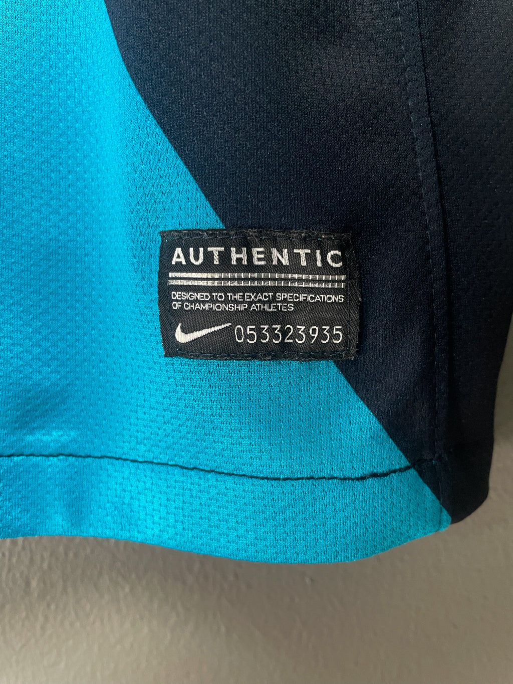 Arsenal 2011/12 Thierry Henry 125th Anniversary Nike Away Football Jersey - Small