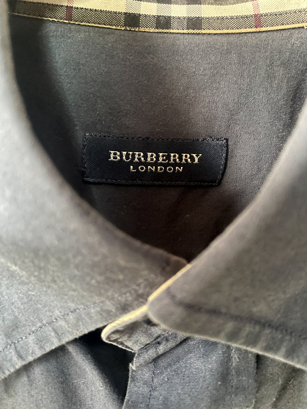Burberry Pocket S/S Shirt - Medium