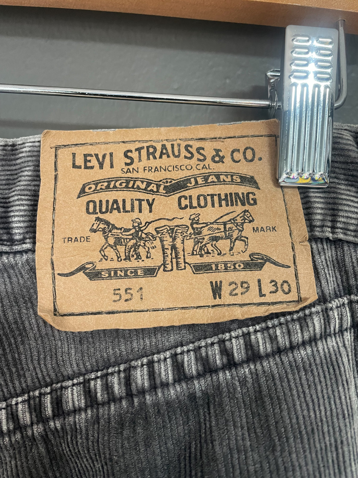 Levi Strauss Corduroy Pants - 29 (Small)