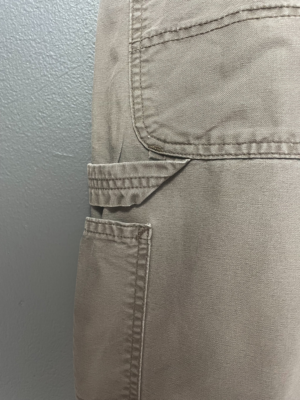 Carhartt Dungaree Short - 34 (Large)