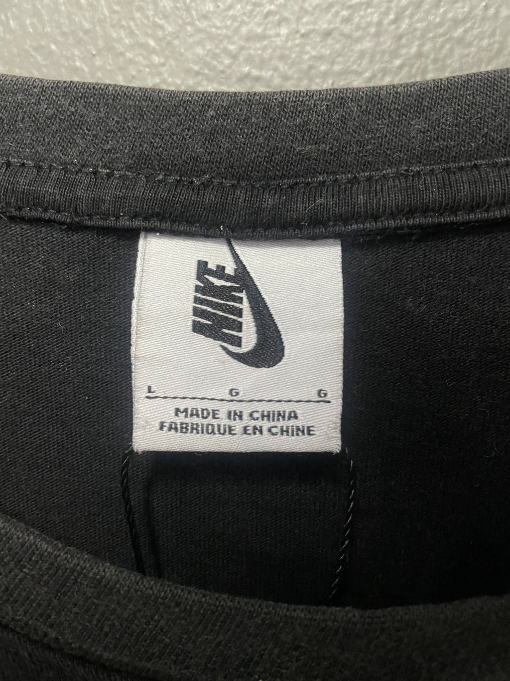 Nike Mars Landing Tee - Large