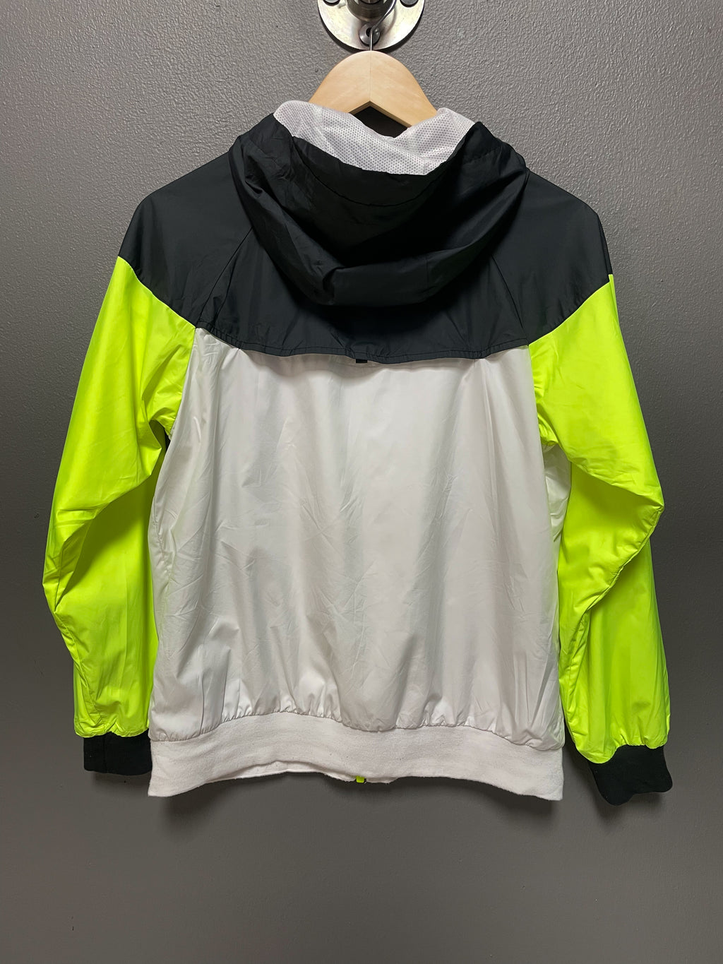 Nike Lightweight Jacket - Small