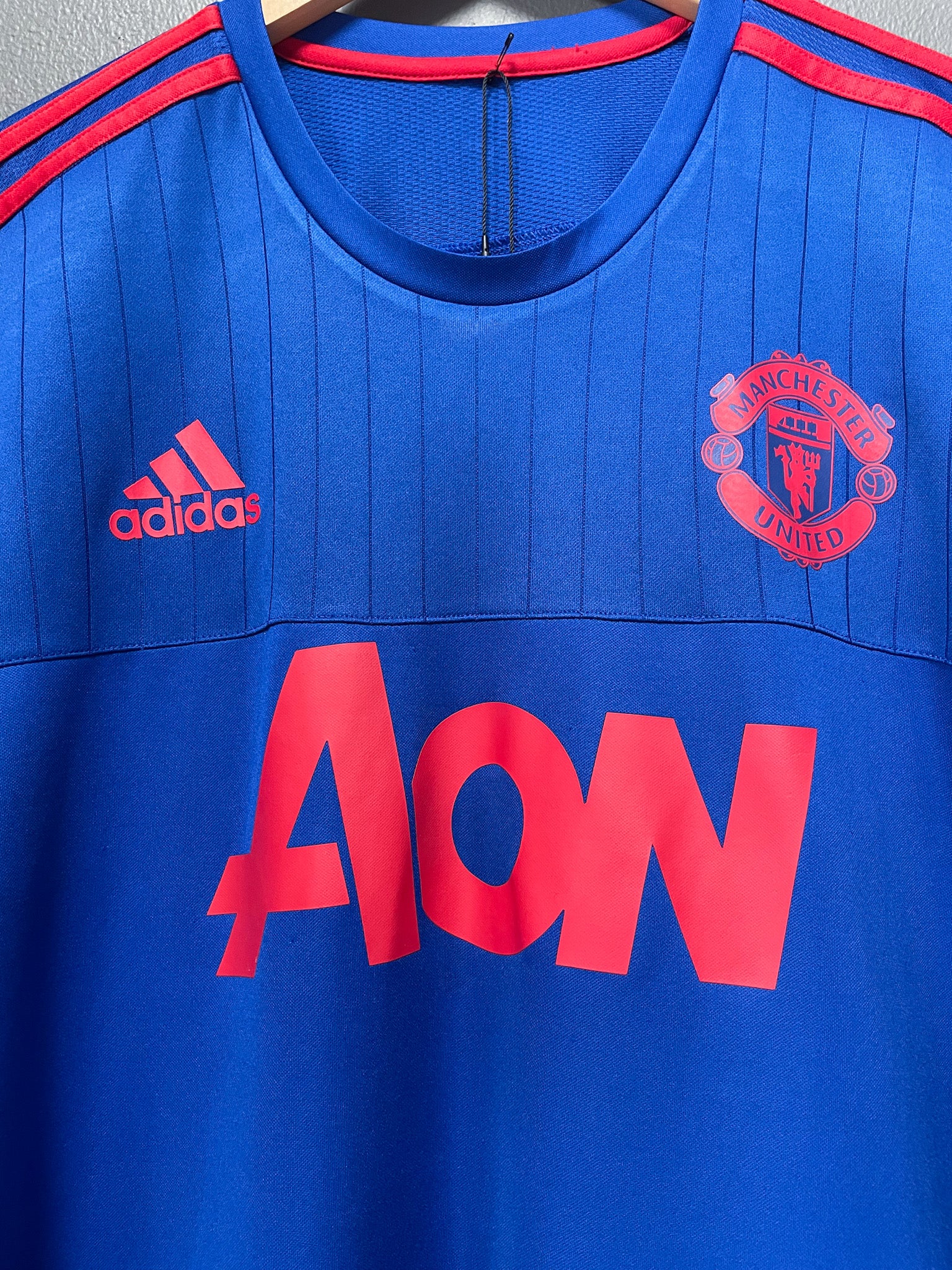 Manchester United 2015/16 Adidas Training Football Jersey - Large