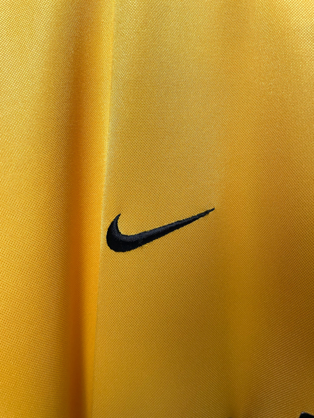 Kaizer Chiefs 2005/06 Nike Home Football Jersey - Extra Large