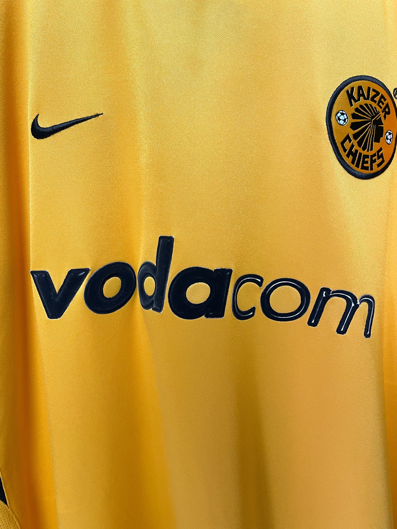 Kaizer Chiefs 2005/06 Nike Home Football Jersey - Extra Large