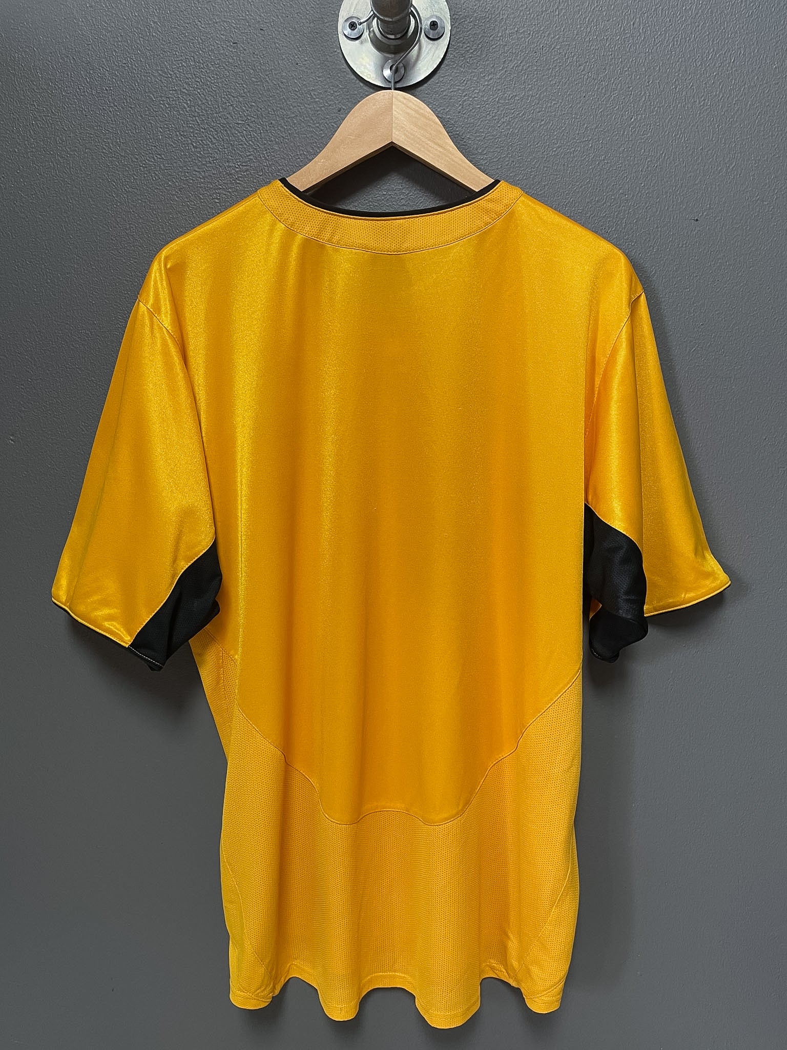Kaizer Chiefs 2005/06 Nike Home Football Jersey - Extra Large
