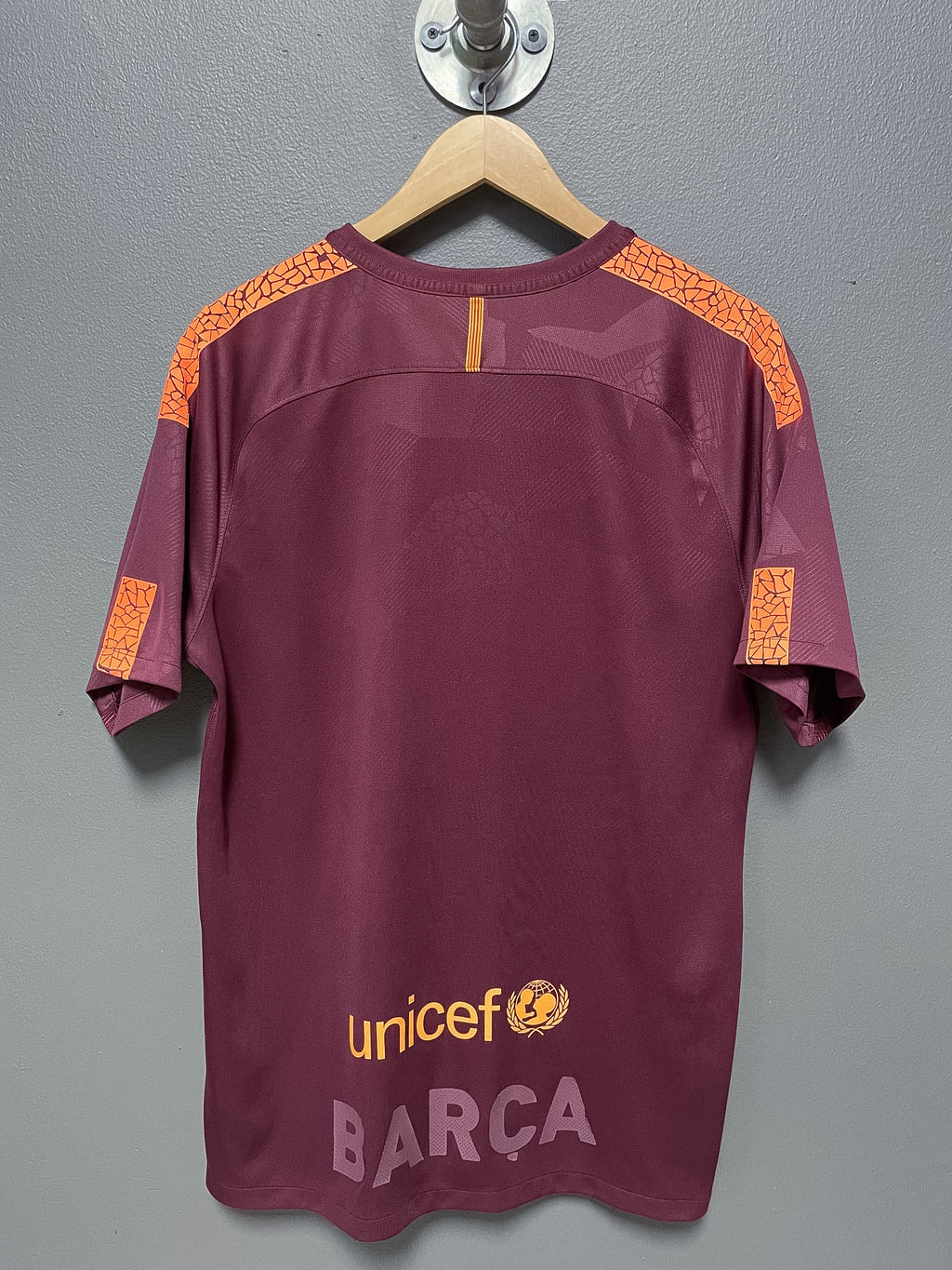 FC Barcelona 2017/18 Nike Third Football Jersey - Large
