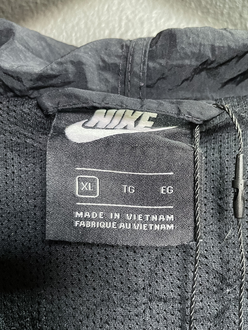 Nike Small Logo Windbreaker - Large