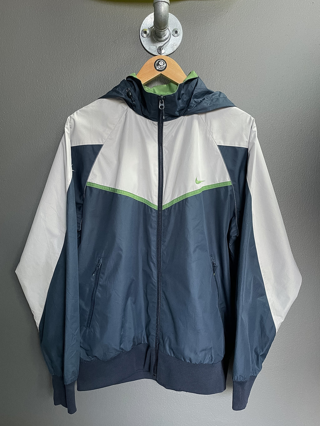 Nike Windrunner Jacket - Large