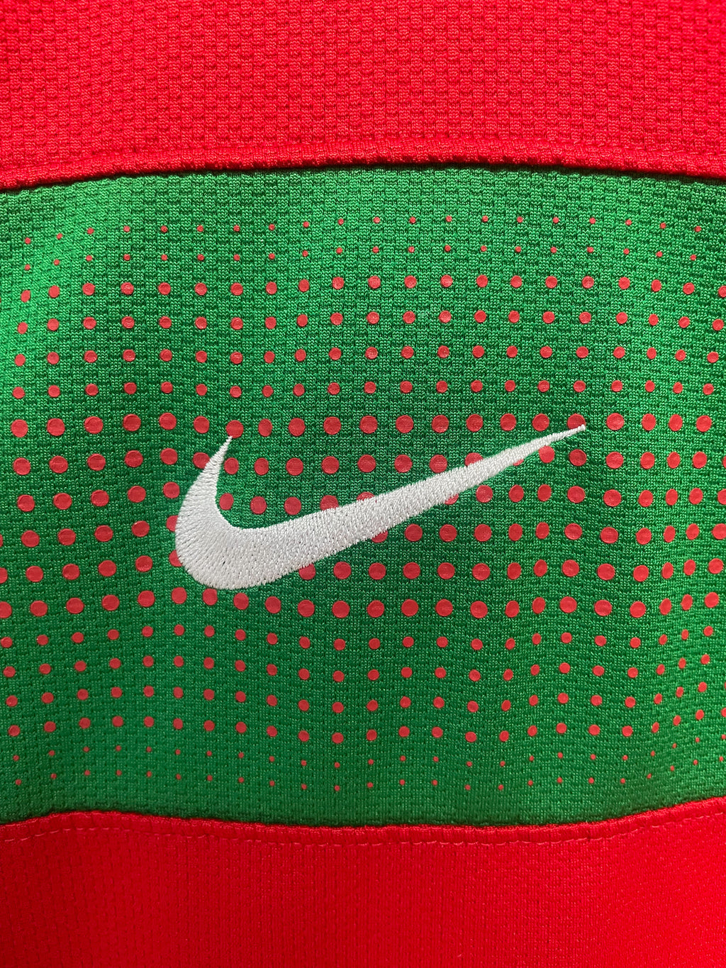 Portugal 2010 Nike Home Football Jersey - Medium