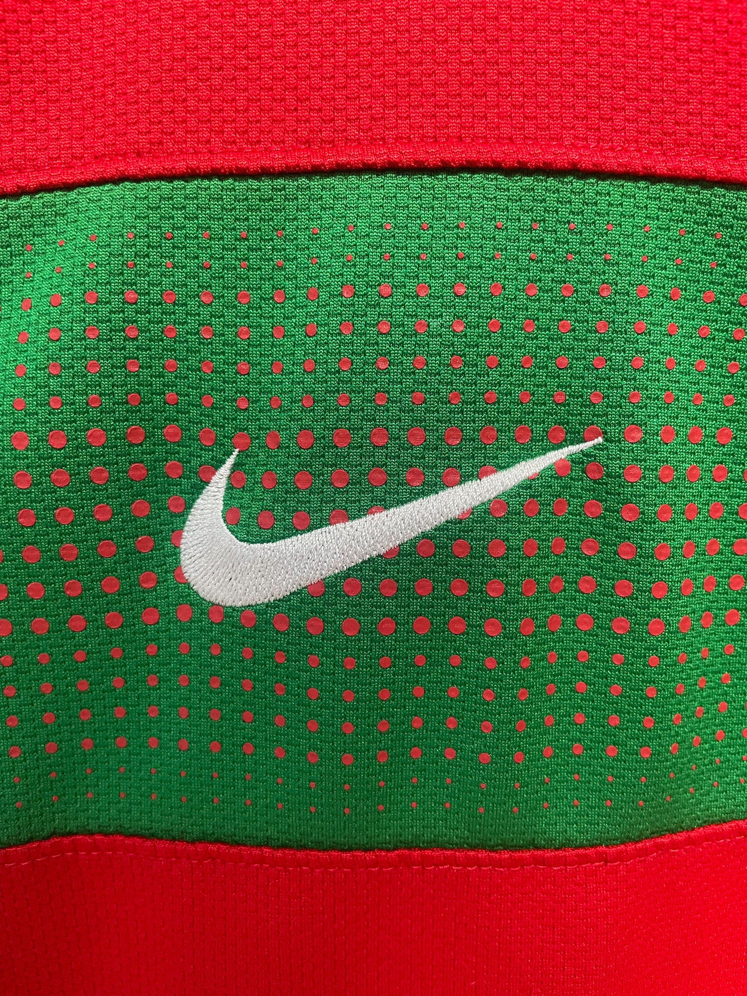 Portugal 2010 Nike Home Football Jersey - Medium