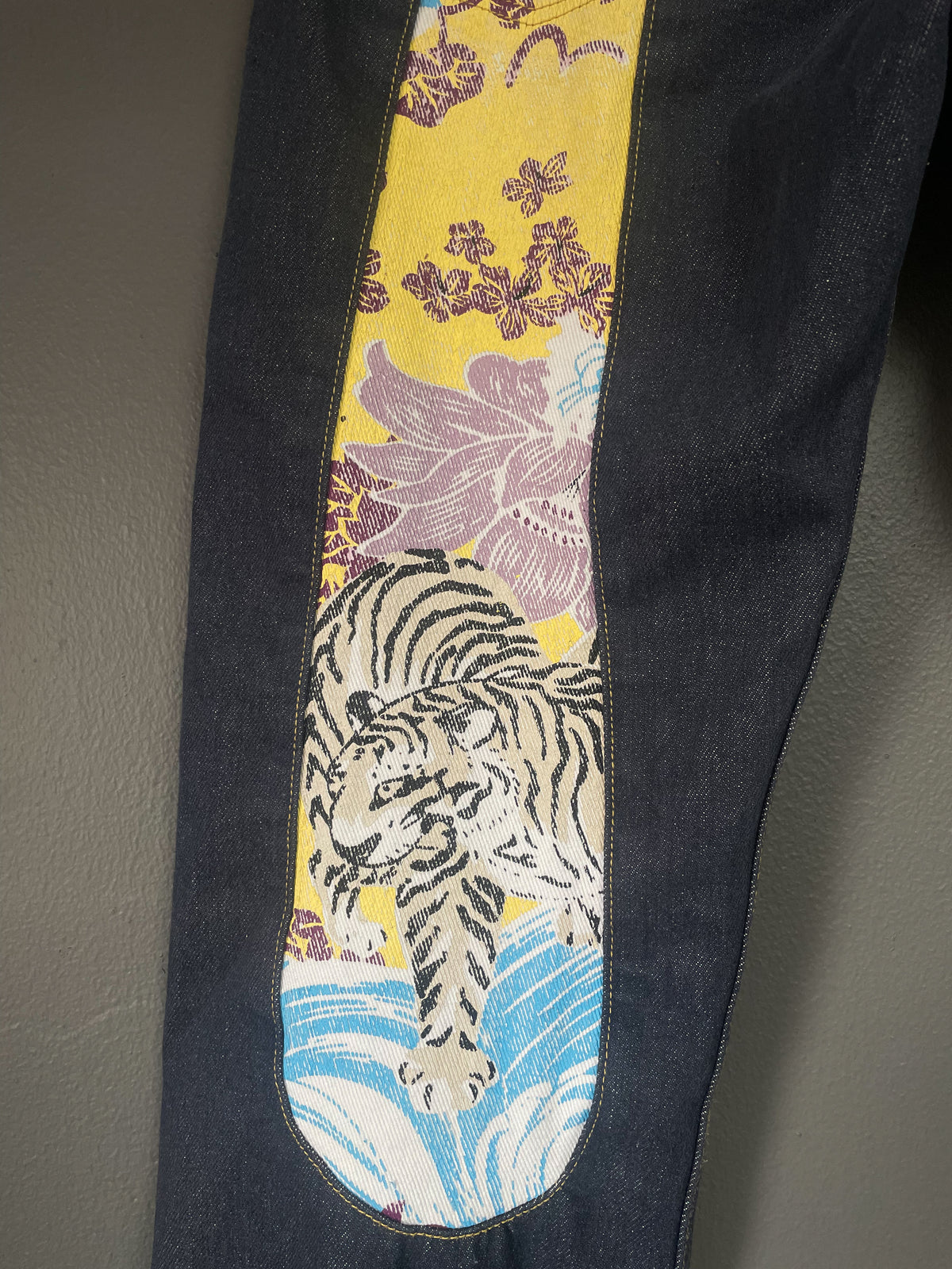 Evisu Japan Daicock Tiger Denim Jeans - 32 (Medium)