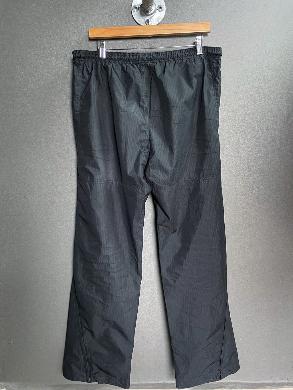 Nike T90 Spellout Trackpants - Medium