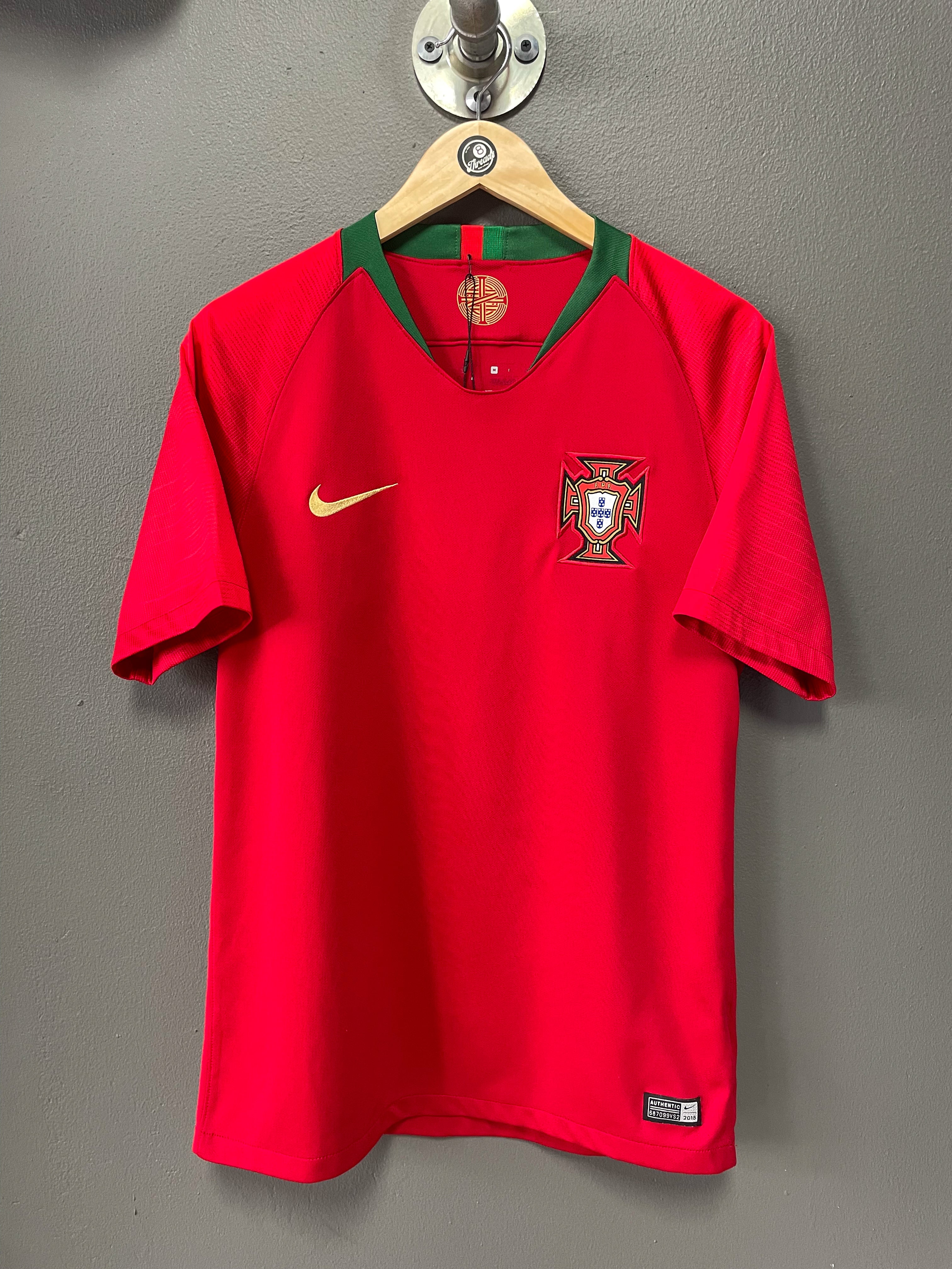 Portugal 2018 Nike Home Football Jersey - Medium