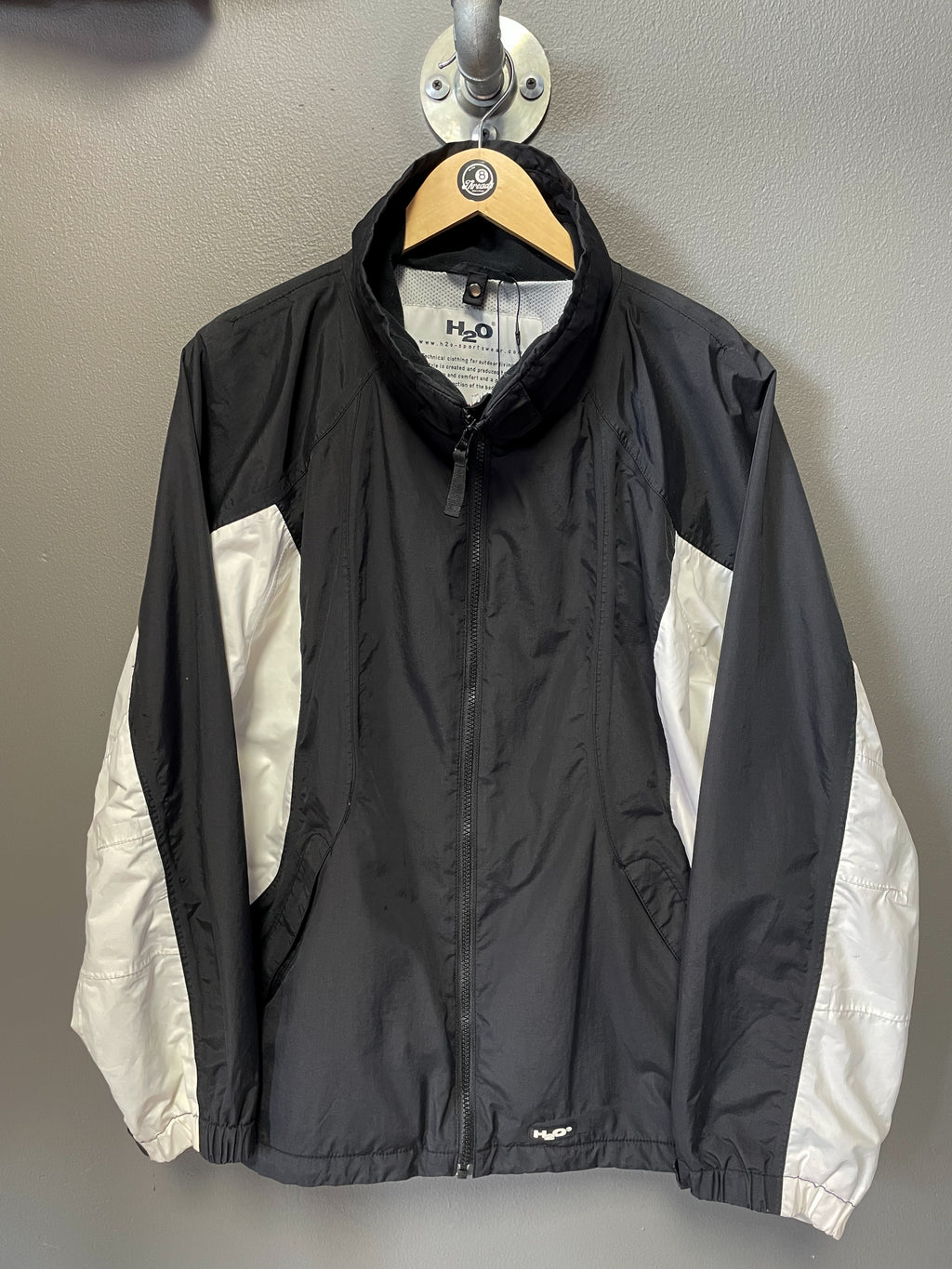 H2O Outdoor Jacket - Large
