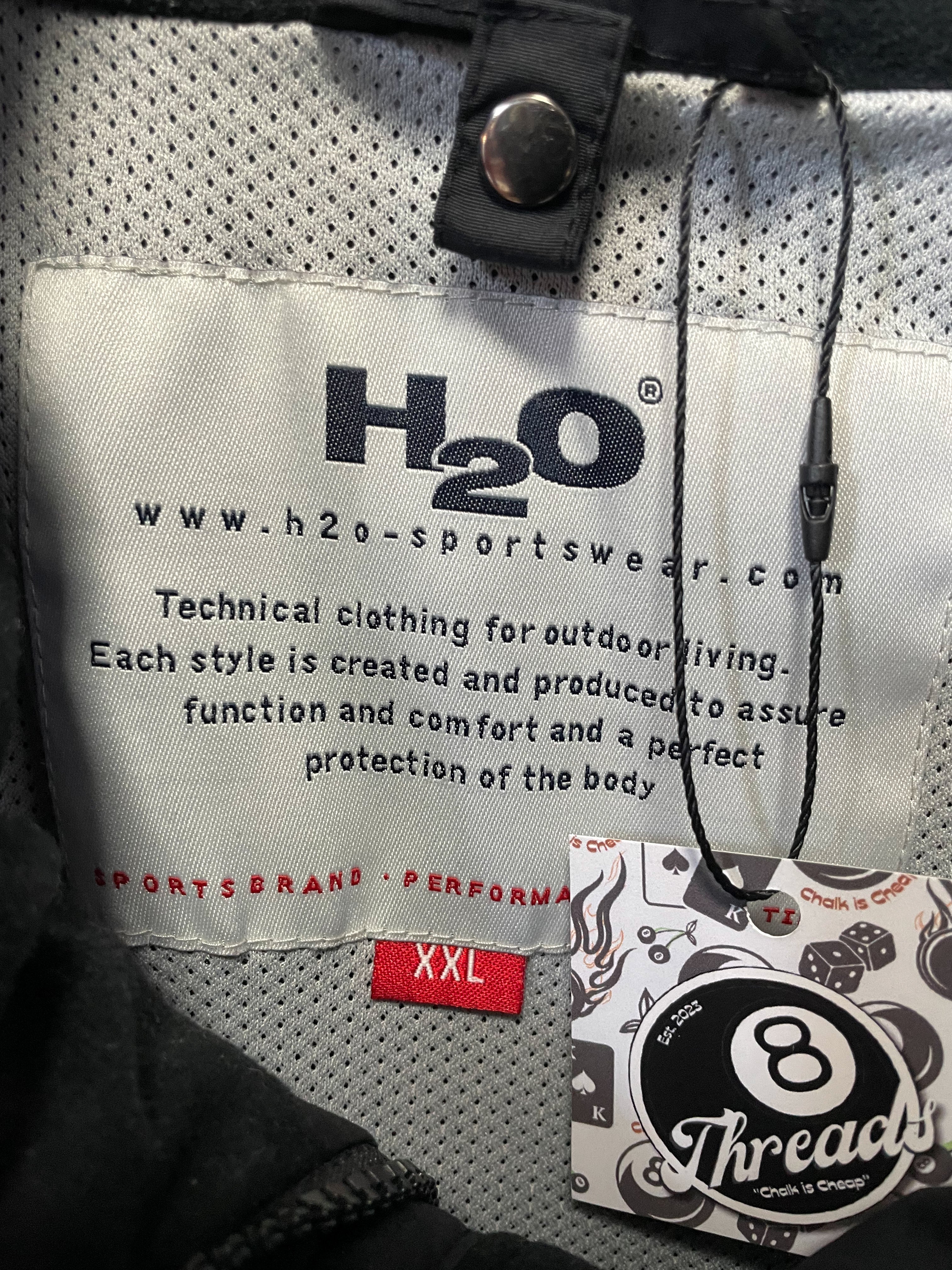 H2O Outdoor Jacket - Large