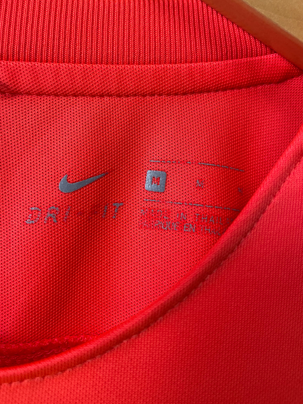 FC Barcelona 2016/17 Nike Training Football Jersey - Medium