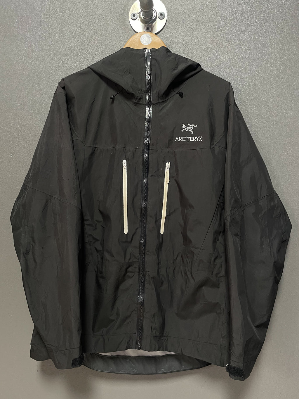 Arc'teryx Alpha SV Orca Jacket - Extra Large