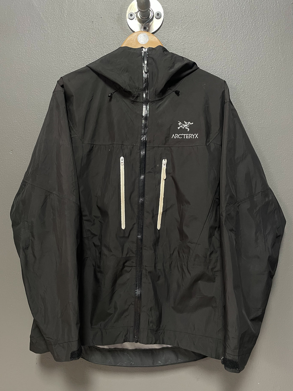 Arc'teryx Alpha SV Orca Jacket - Extra Large