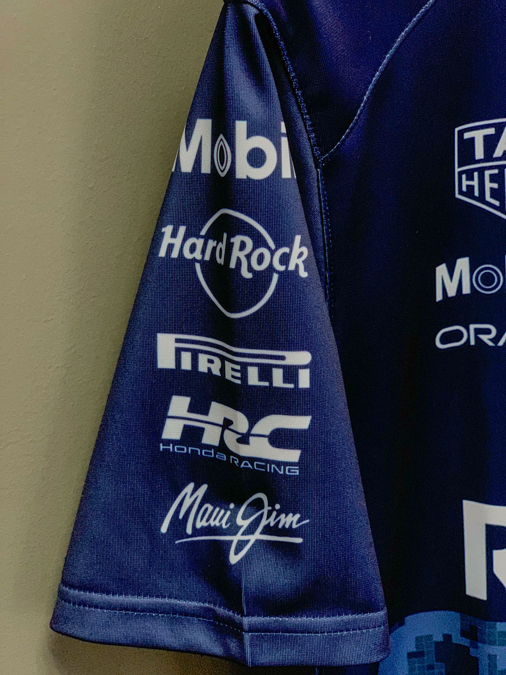 Red Bull Castore Oracle Golfer - Medium