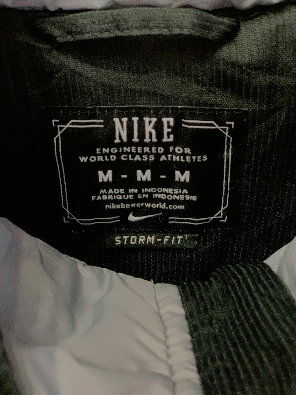 Nike Winter Hooded Jacket - Medium