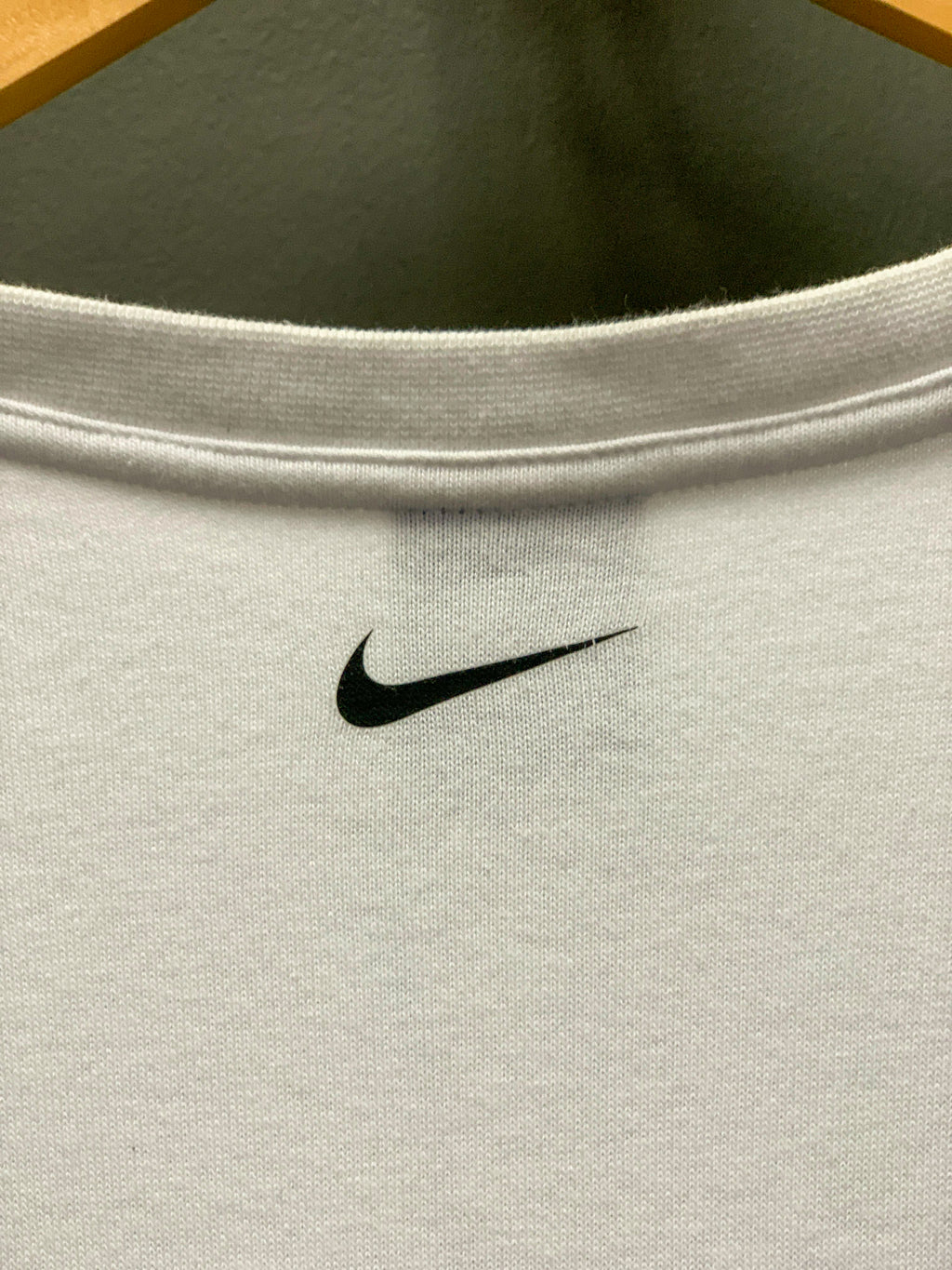 Nike Swoosh Dri Fit Sweater - Medium