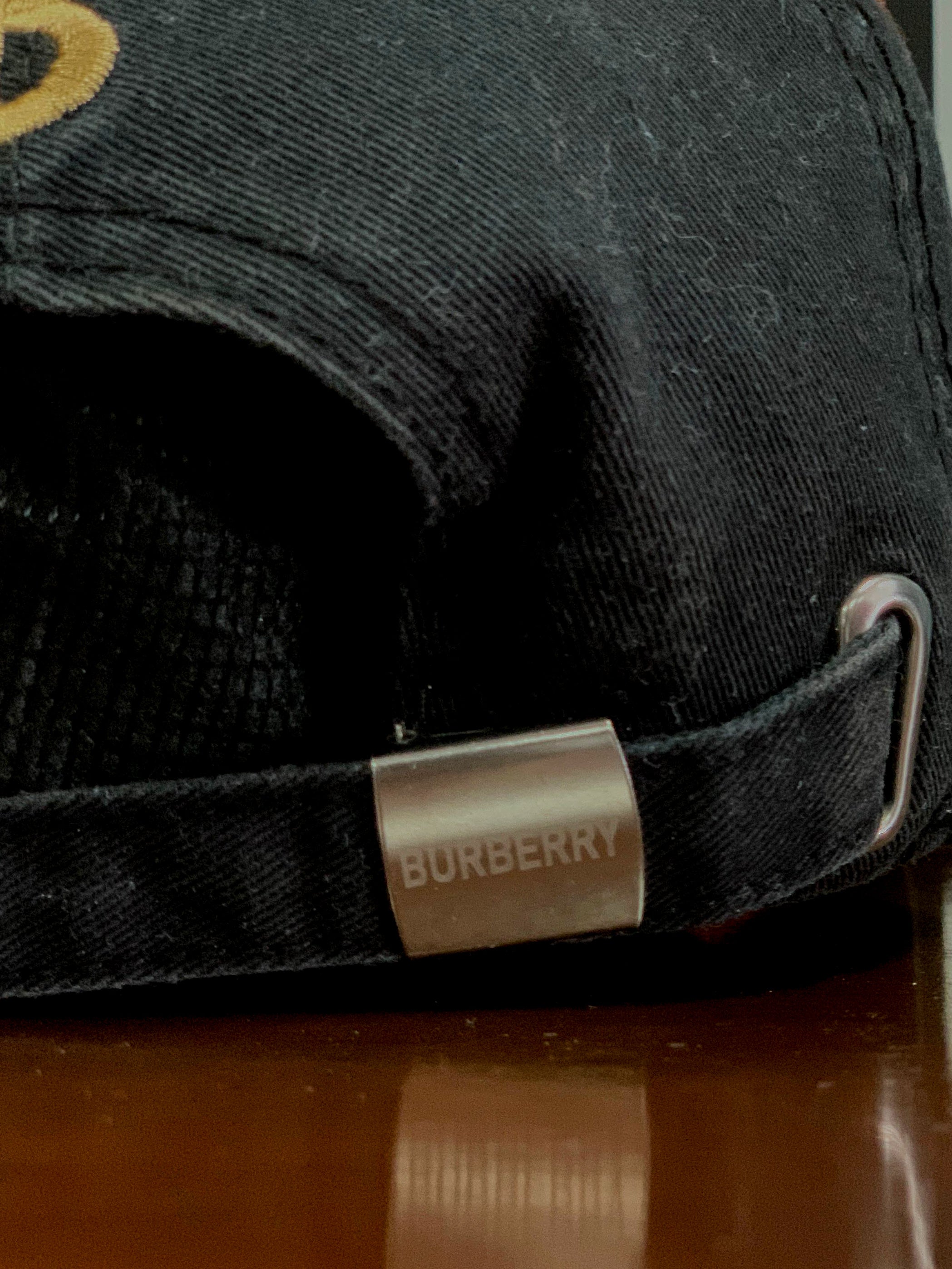Burberry Embriodered Big Logo Cap