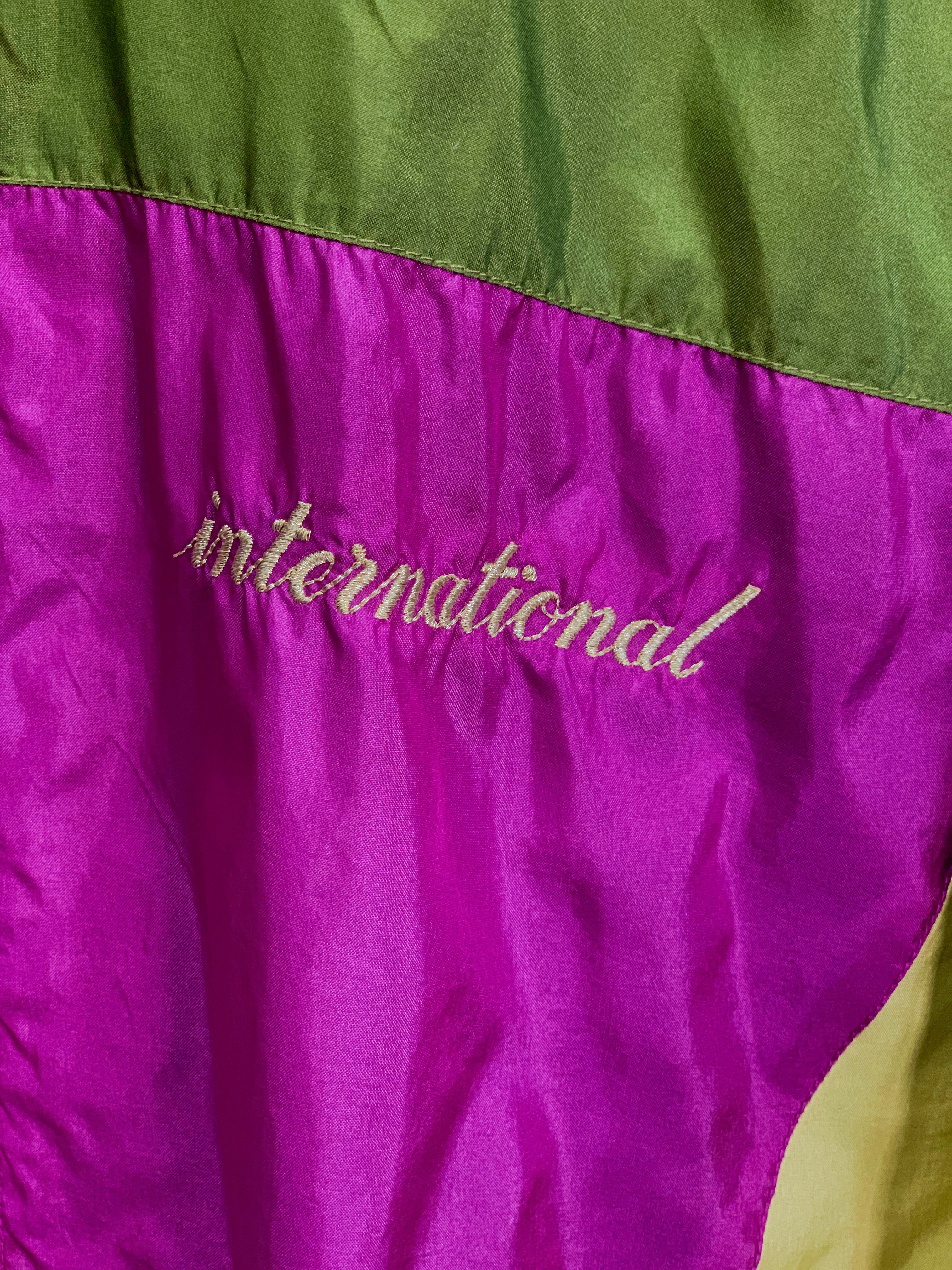 Nike International Windbreaker Jacket - Large