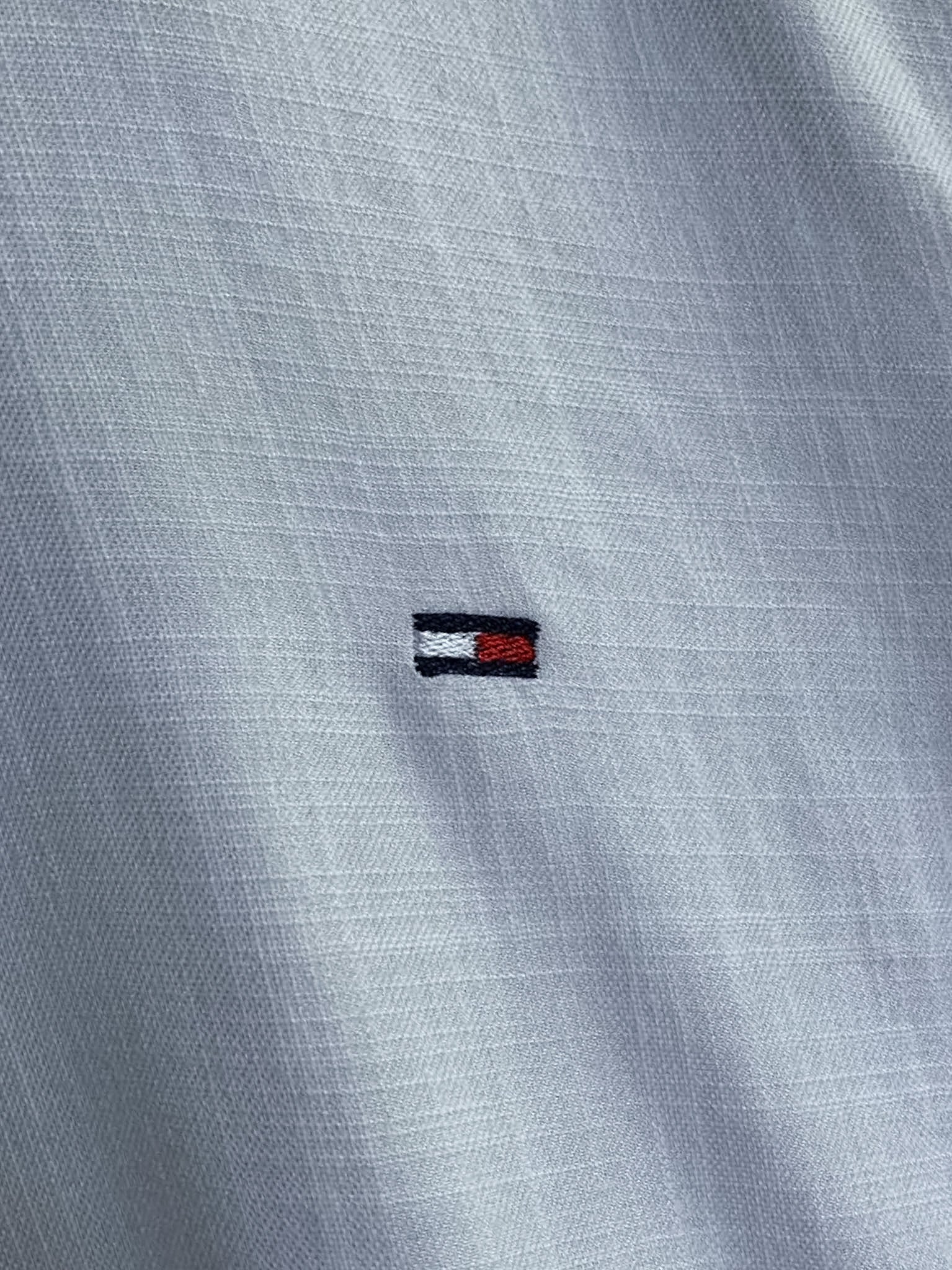 Tommy Hilfiger Small Logo L/S Button Up - Medium