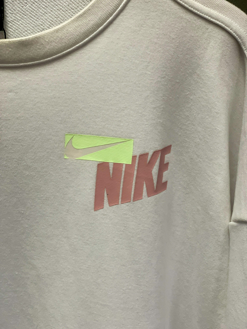 Nike Swoosh Dri Fit Sweater - Medium