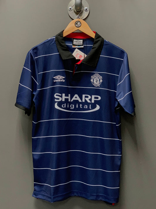 Manchester United 1999/2000 Away Retro Football Jersey - Large